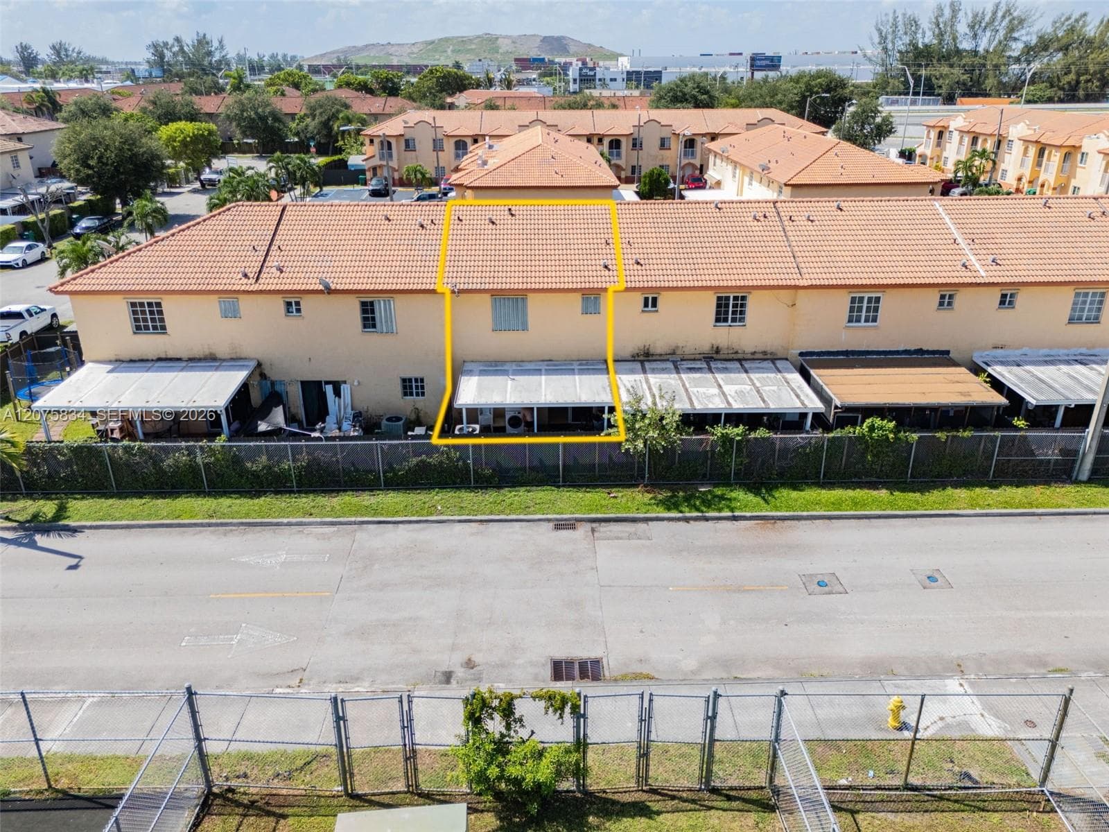 9425 NW 114th Ln # 3, Hialeah Gardens, FL 33018 photo 3