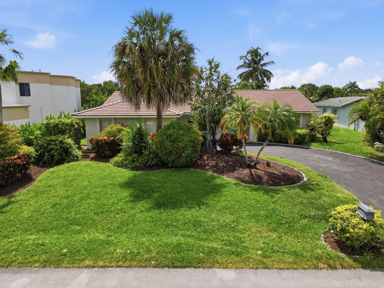 613 SEA TURTLE Way, Plantation, FL 33324 photo 4