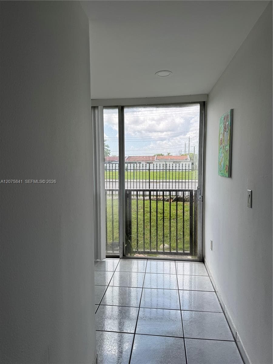 9401 SW 4th St # 103, Miami, FL 33174 photo 3