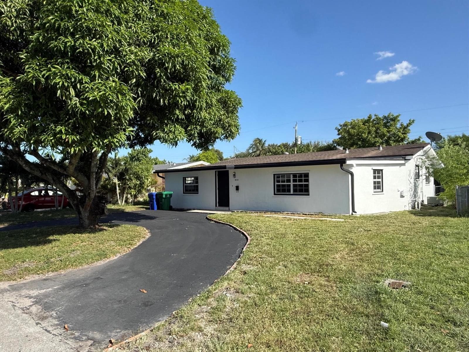 7820 ORLEANS Street, Miramar, FL 33023 photo 2