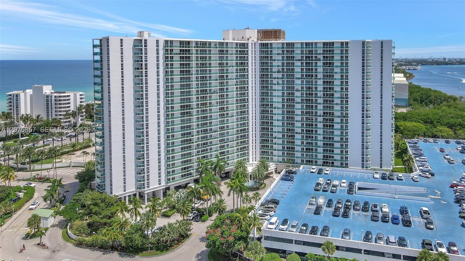 100 Bayview Dr # 502, Sunny Isles Beach, FL 33160
