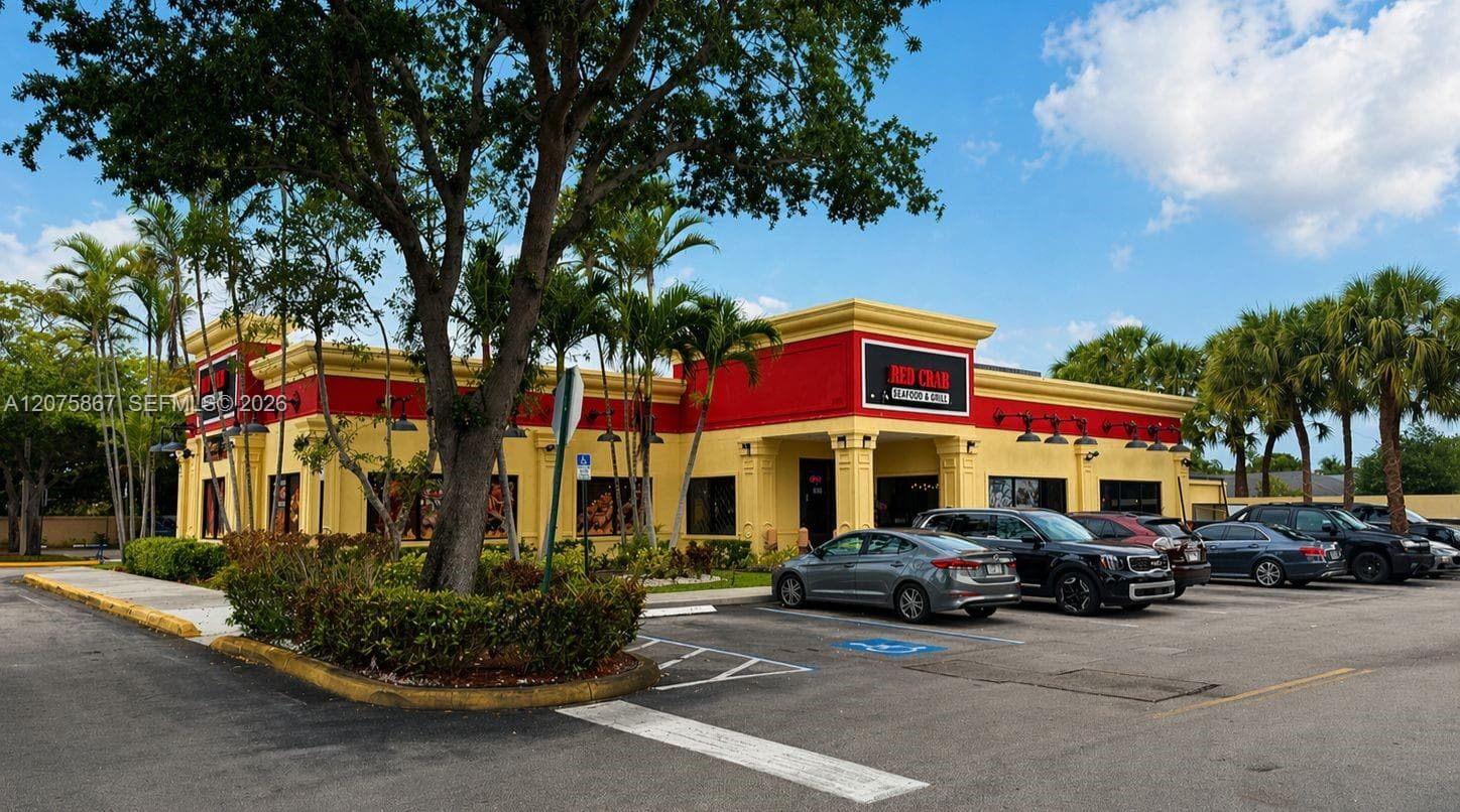3887 W Hillsboro Blvd, Deerfield Beach, FL 33442