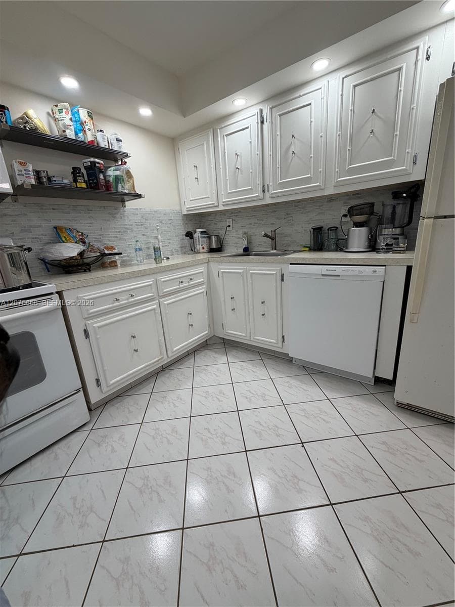 2000 Atlantic Shores Blvd # 407, Hallandale Beach, FL 33009 photo 5