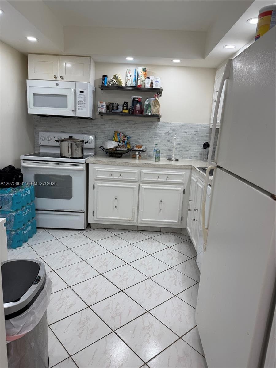 2000 Atlantic Shores Blvd # 407, Hallandale Beach, FL 33009 photo 4