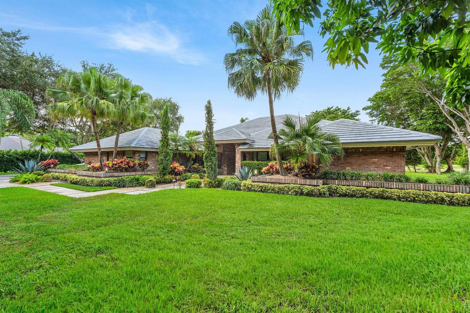 6911 ANNAPOLIS Court, Parkland, FL 33067 photo 2