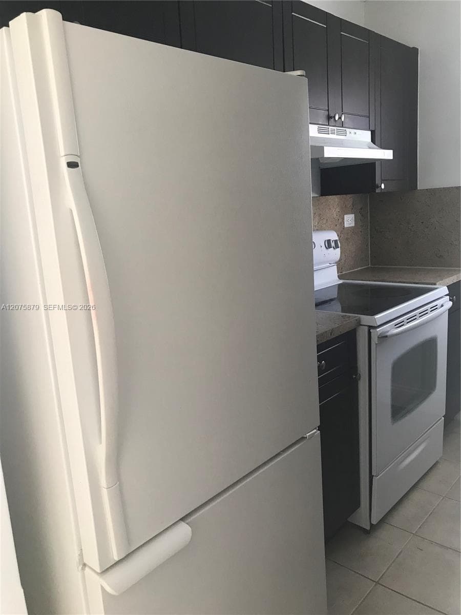 7095 NW 179th St # 112, Hialeah, FL 33015 photo 2