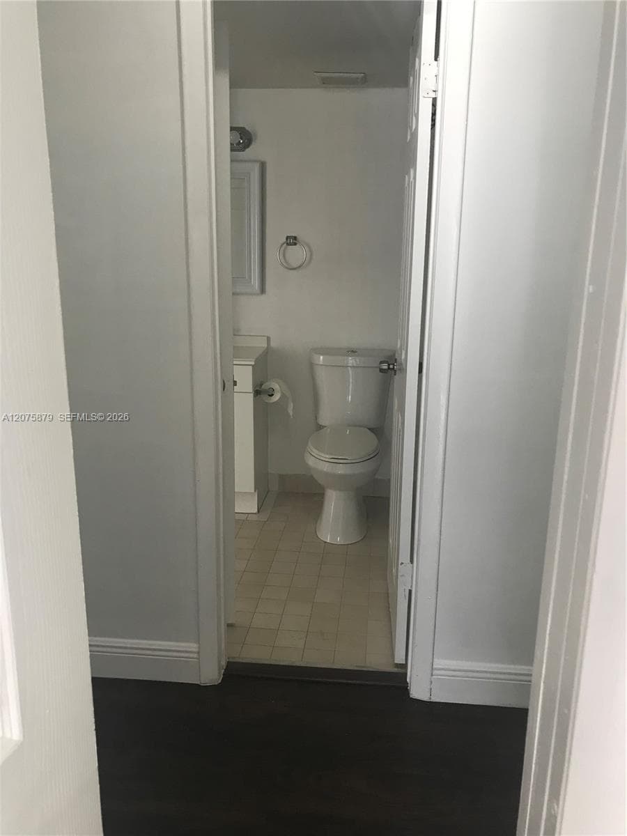 7095 NW 179th St # 112, Hialeah, FL 33015 photo 5