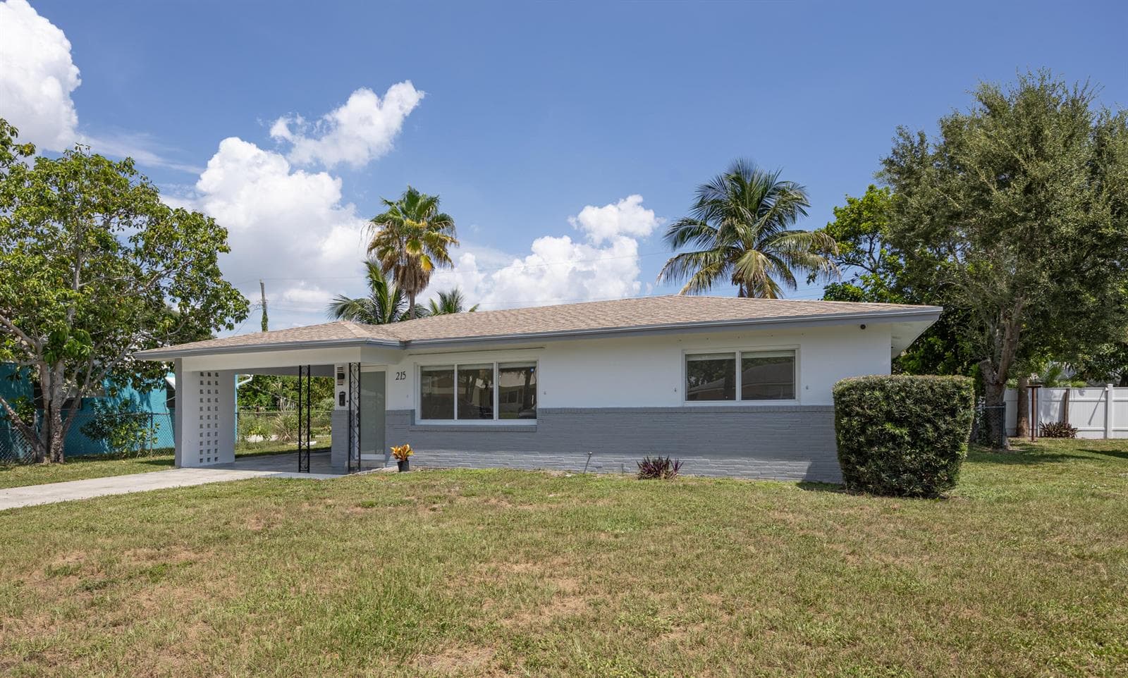 215 Evergreen Drive, West Palm Beach, FL 33403 photo 3