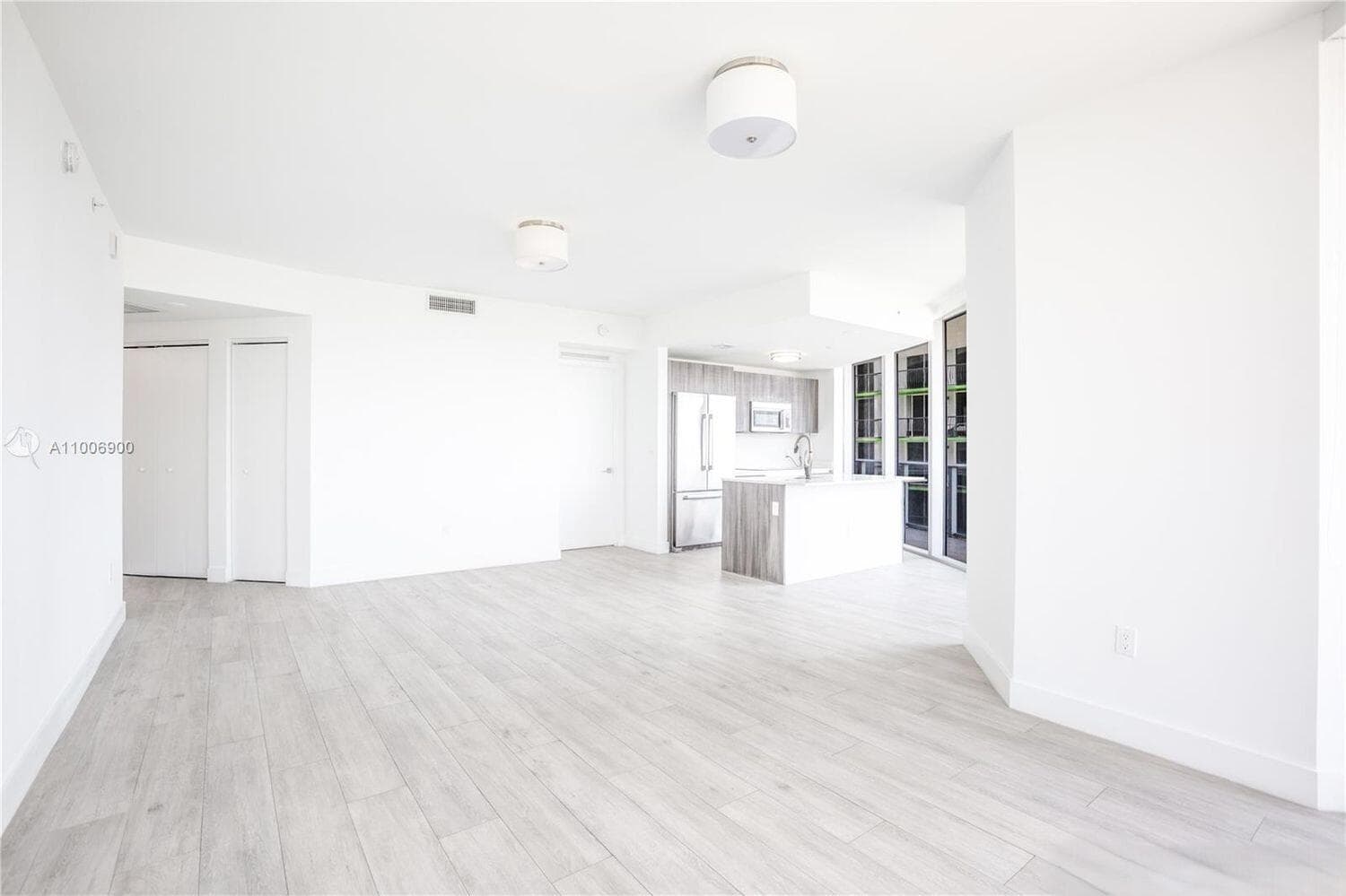 488 NE 18TH Street # 2200, Miami, FL 33132 photo 4