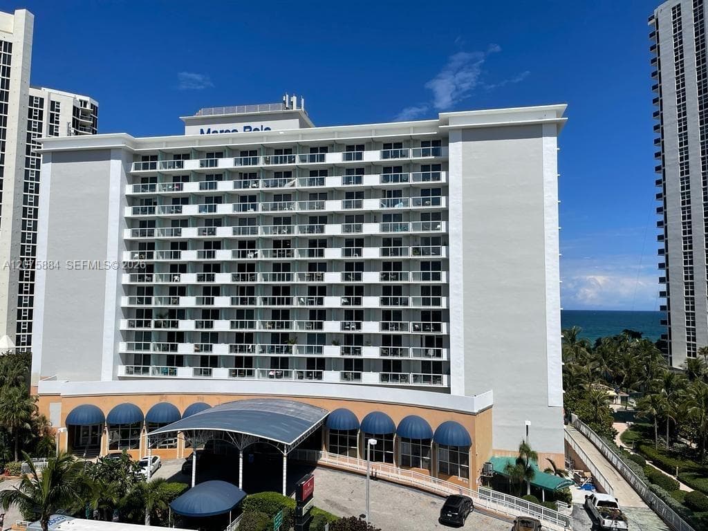 19201 Collins Ave # 303, Sunny Isles Beach, FL 33160