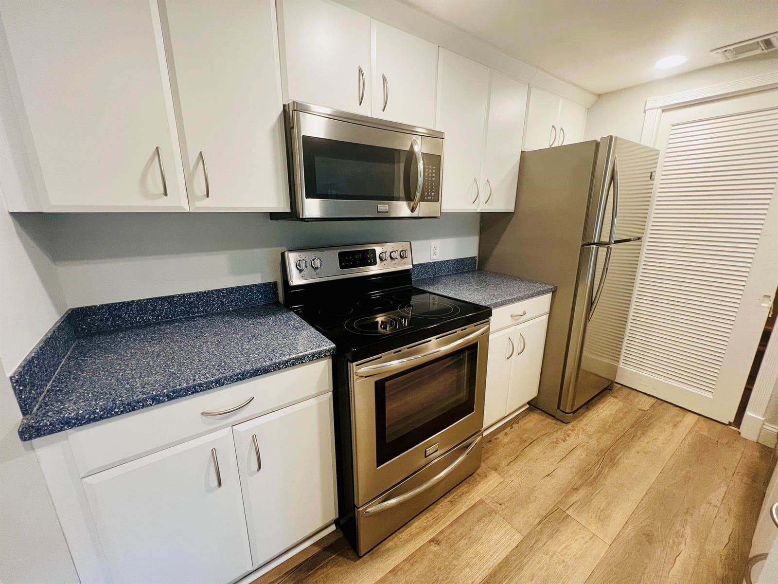 1000 River Reach Drive # 320, Fort Lauderdale, FL 33315 photo 3