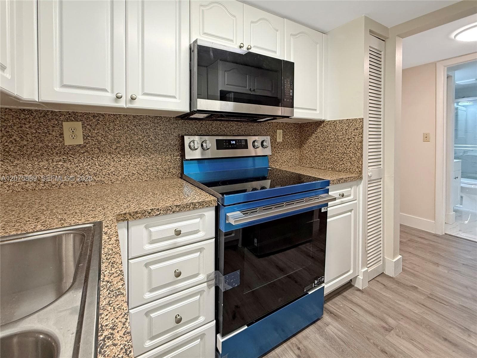 995 SW 84th Ave # 309, Miami, FL 33144 photo 5