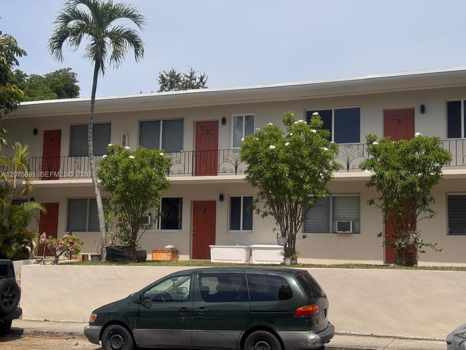 435 SW 5th Ave # 1, Miami, FL 33130 photo 4
