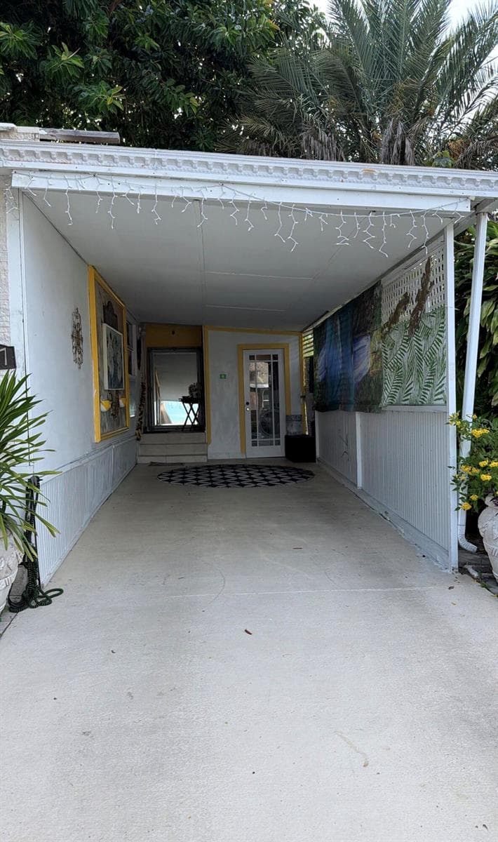 107 Havenwood Drive, Pompano Beach, FL 33064 photo 2