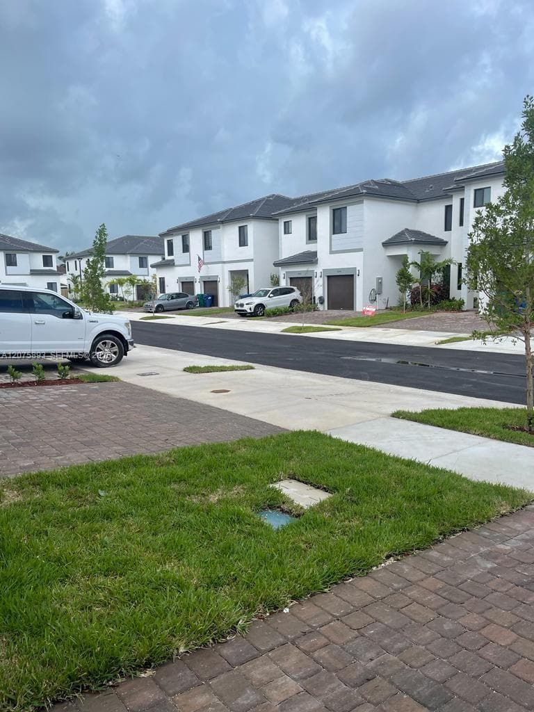 13641 SW 157th Pl # 13641, Miami, FL 33196 photo 3