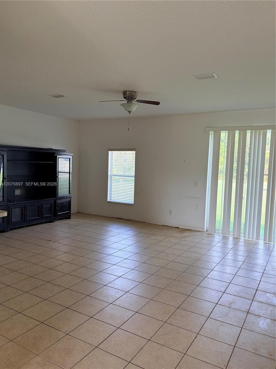 79 WHEATFIELD DR, Palm Coast, FL 32164 photo 4