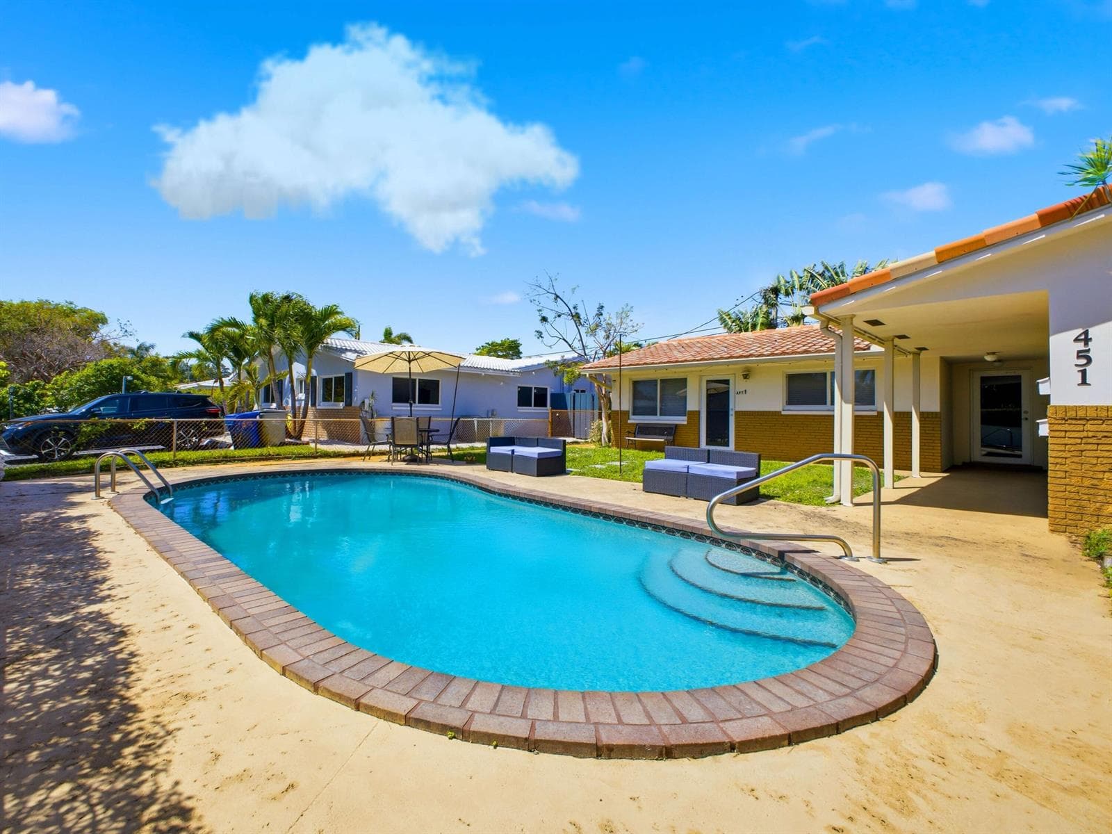 451 SE 1st Avenue # A-B, Pompano Beach, FL 33060 photo 3