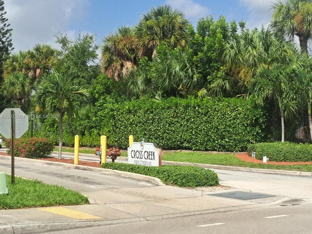 1500 N Congress Ave # C18, West Palm Beach, FL 33401