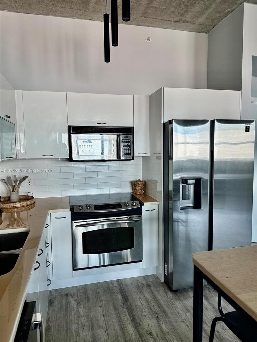 133 NE 2nd Ave # 915, Miami, FL 33132 photo 3
