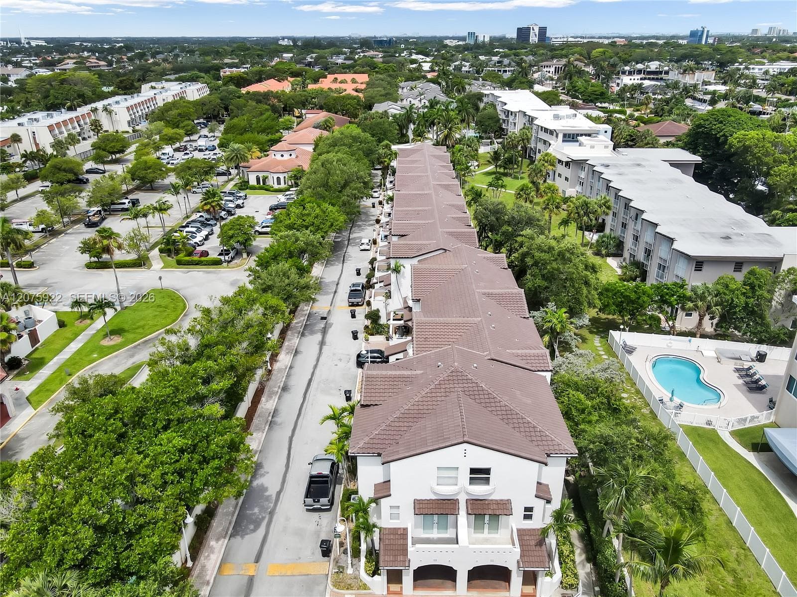 2005 Ocean Walk ter, Lauderdale By The Sea, FL 33062 photo 2