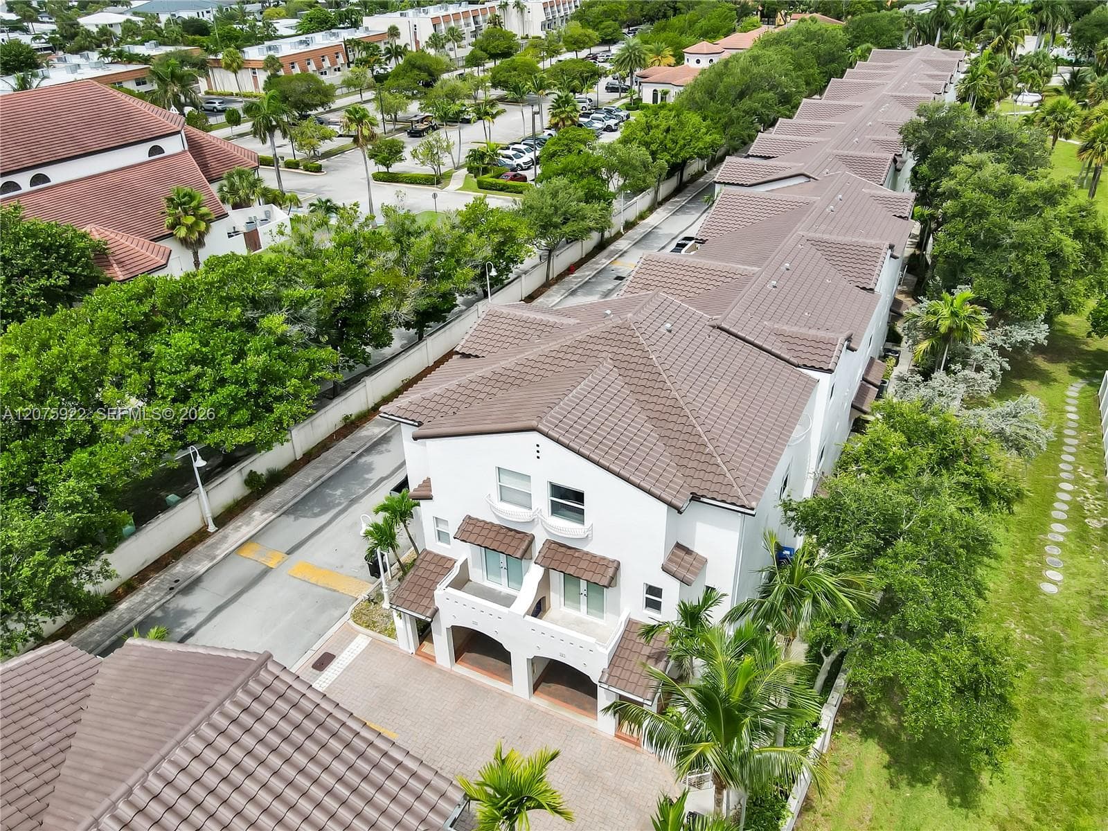 2005 Ocean Walk ter, Lauderdale By The Sea, FL 33062 photo 3