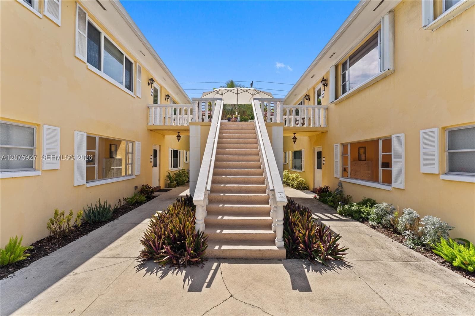 5840 NE 22nd Way # 728, Fort Lauderdale, FL 33308 photo 2
