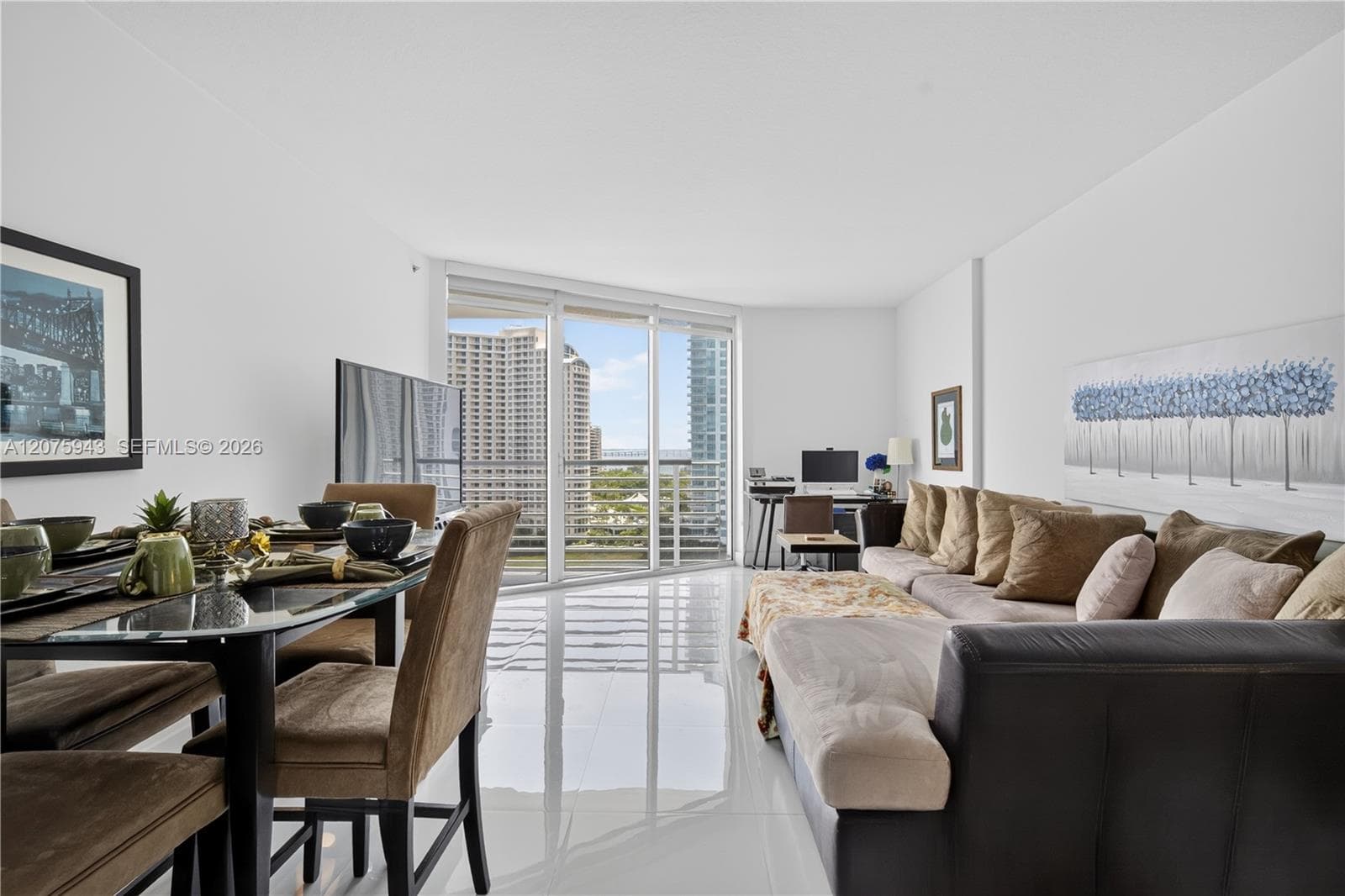 335 S Biscayne Blvd # 1503, Miami, FL 33131 photo 5
