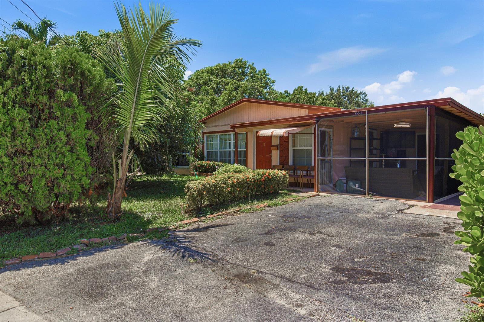 691 NW 20TH Court, Pompano Beach, FL 33060 photo 5