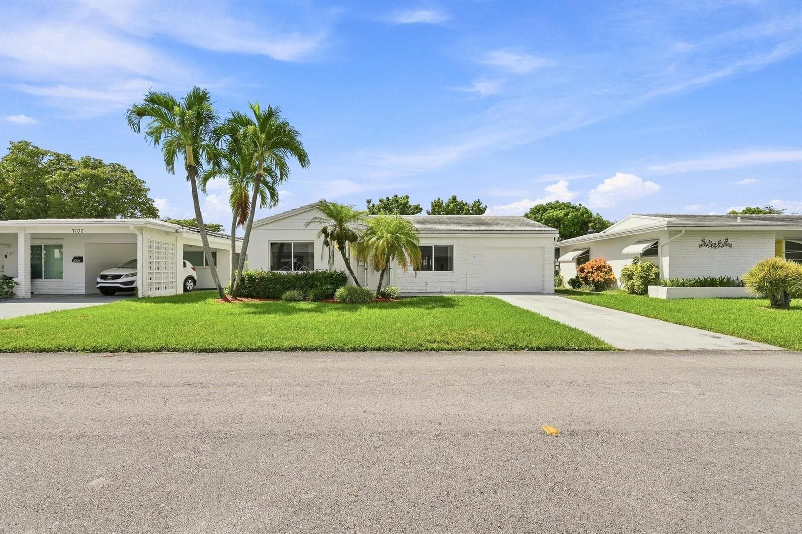 7104 NW 70TH Court, Tamarac, FL 33321 photo 2
