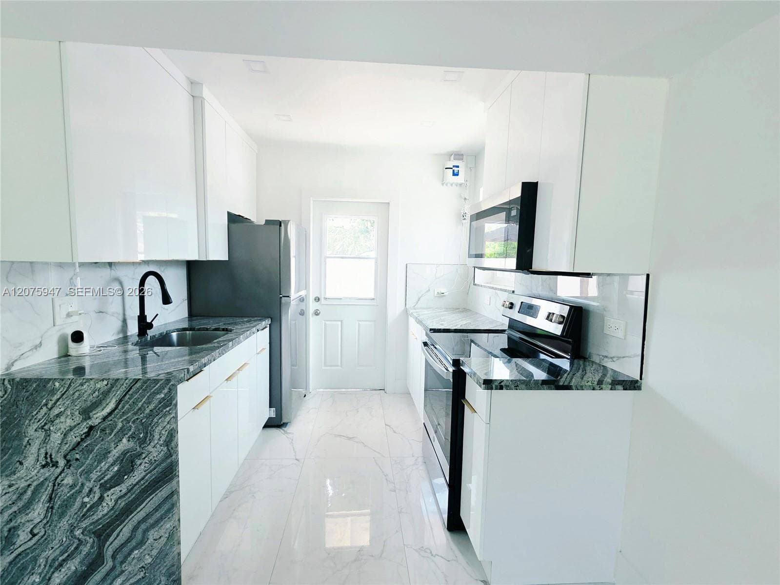5301 NE 17th Ave # -, Pompano Beach, FL 33064 photo 5