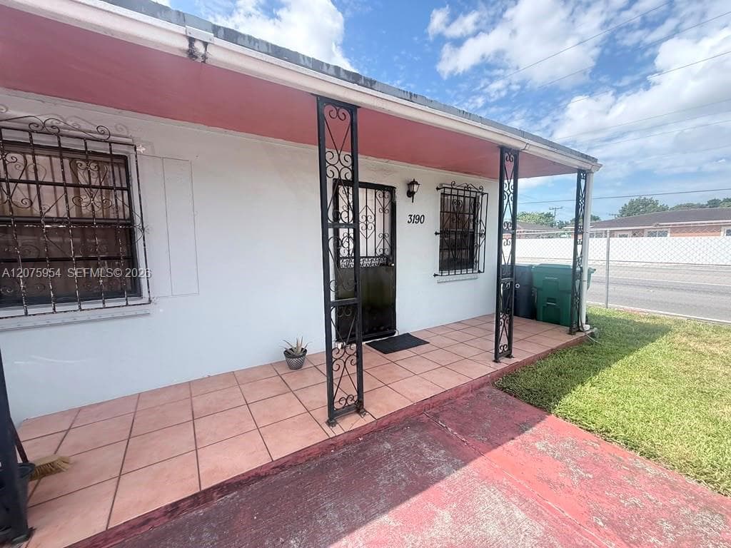 3190 NW 97th St, Miami, FL 33147