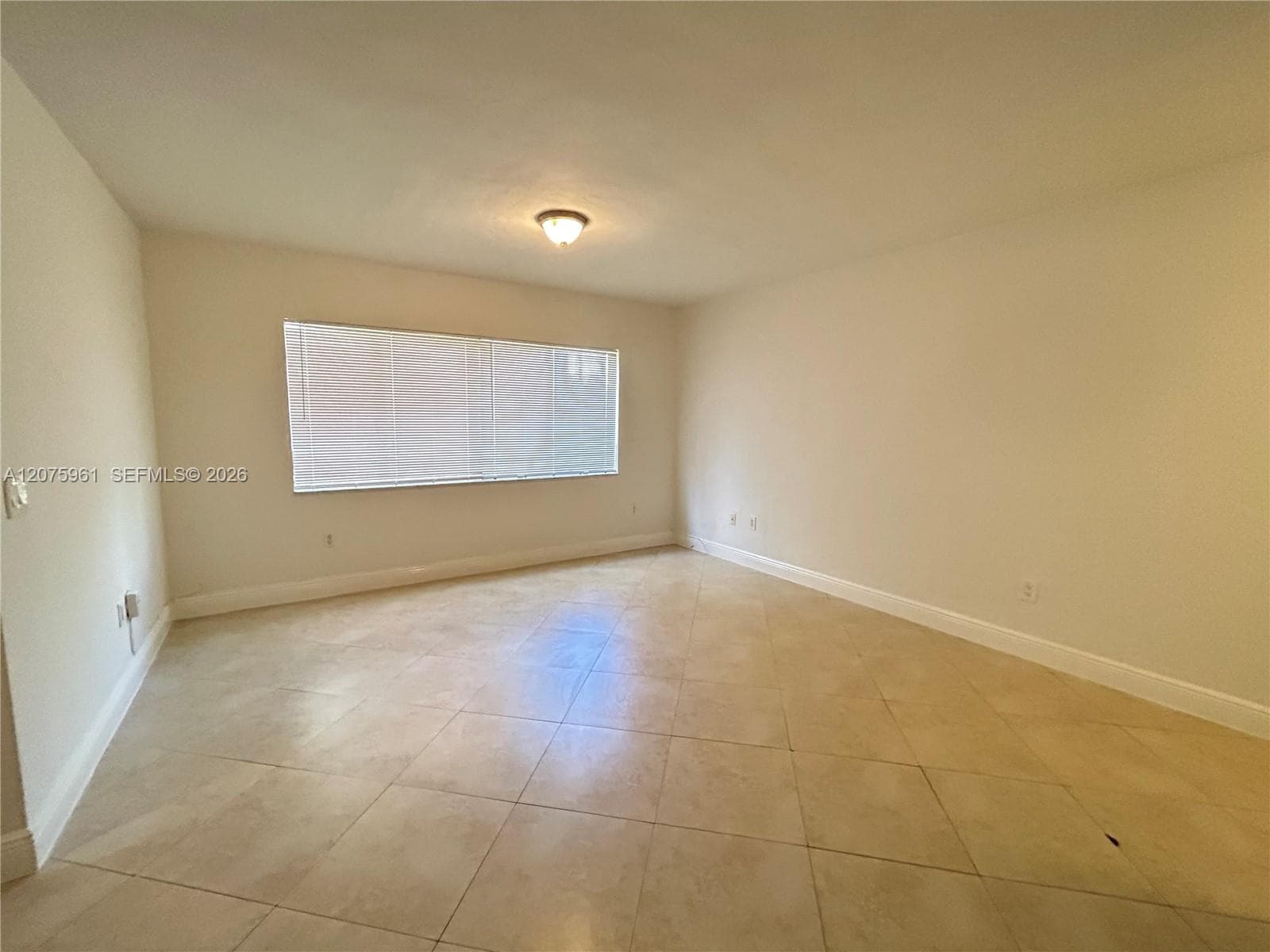 2880 Pine Tree Dr # 3, Miami Beach, FL 33140 photo 3