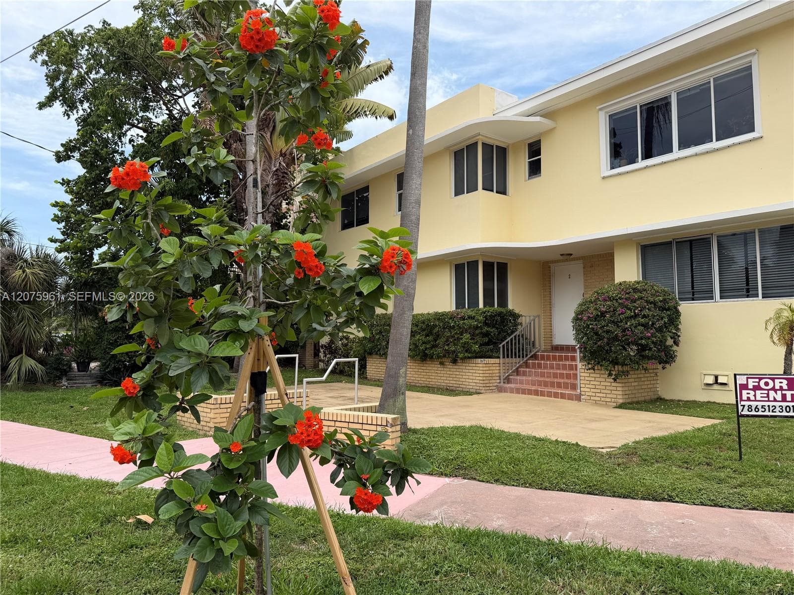 2880 Pine Tree Dr # 3, Miami Beach, FL 33140