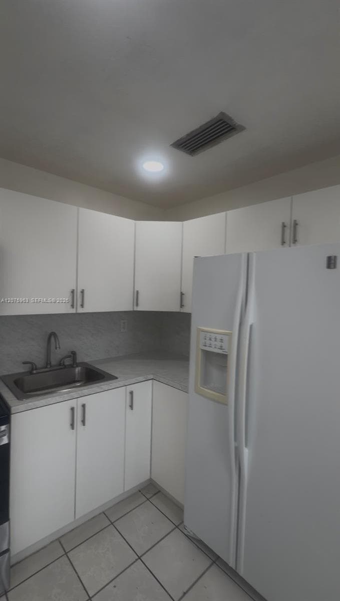 3821 SW 89th Ct # Front, Miami, FL 33165 photo 5