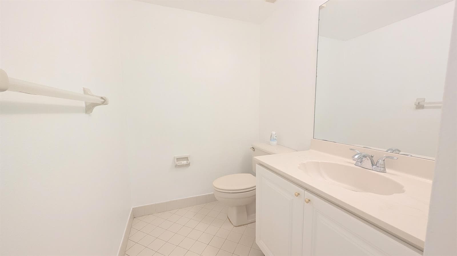 105 Lake Emerald Drive # 810, Oakland Park, FL 33309 photo 5