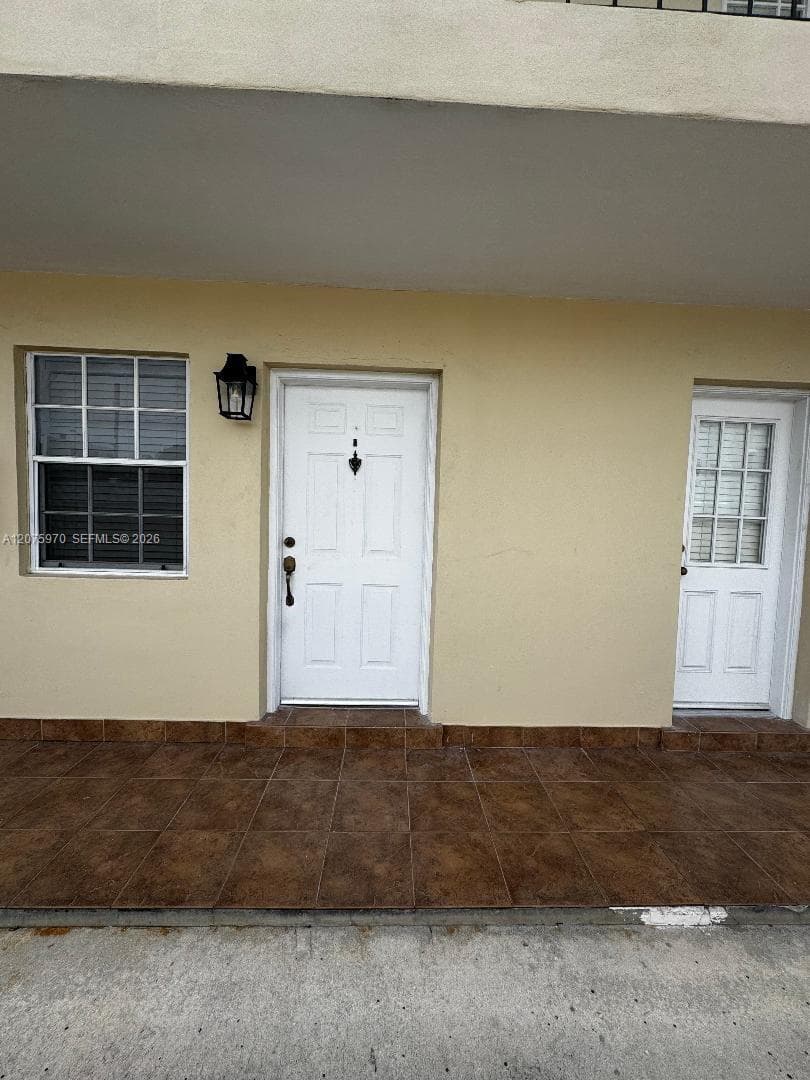 2725 SW 25th St # 3, Miami, FL 33133 photo 2