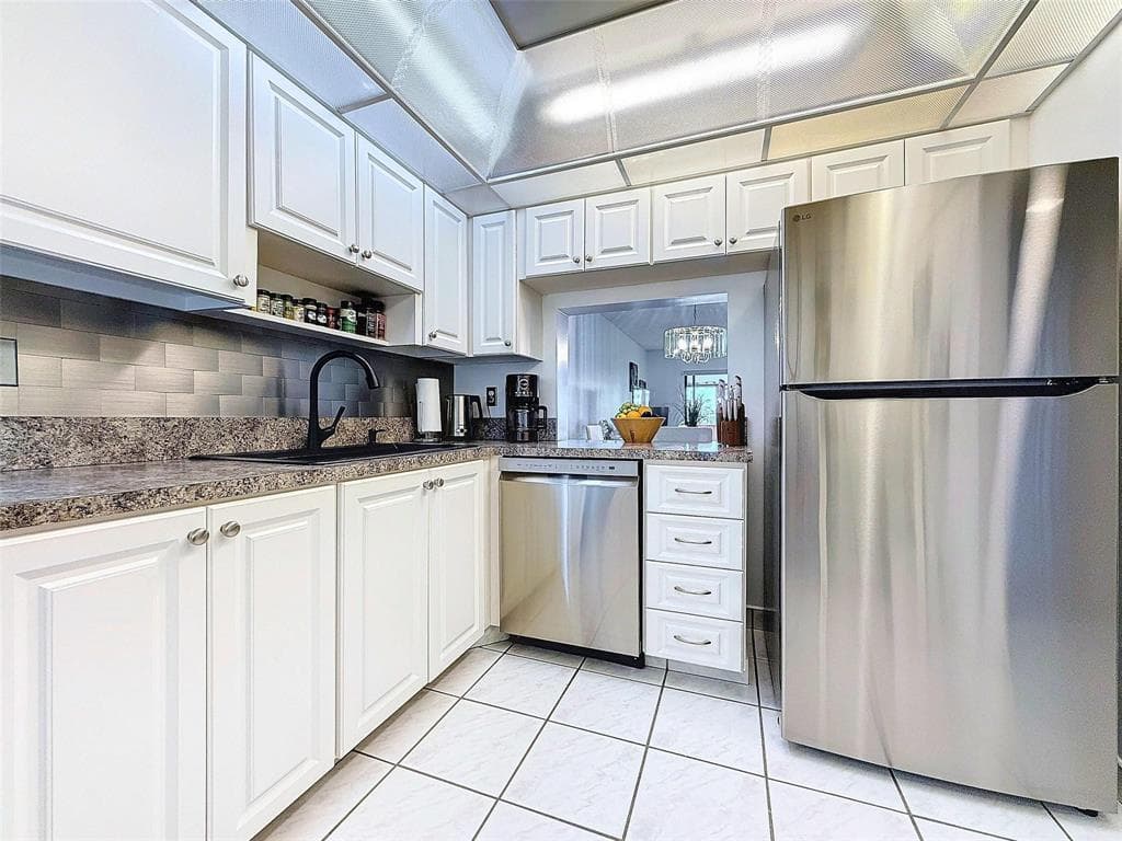 2309 S Cypress Bend Drive # 515, Pompano Beach, FL 33069 photo 3