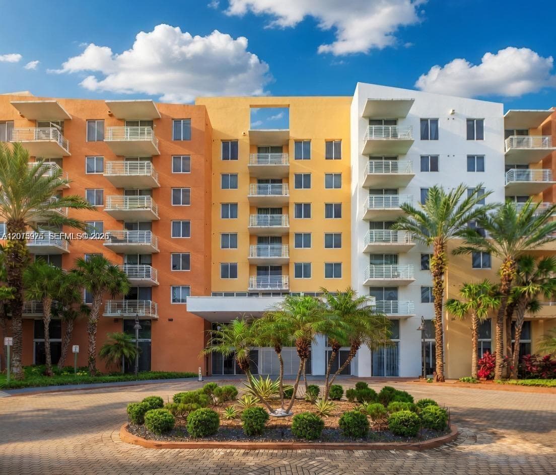 2775 NE 187th St # 609, Aventura, FL 33180 photo 2