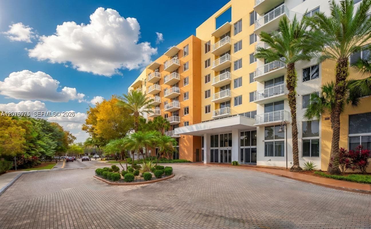 2775 NE 187th St # 609, Aventura, FL 33180