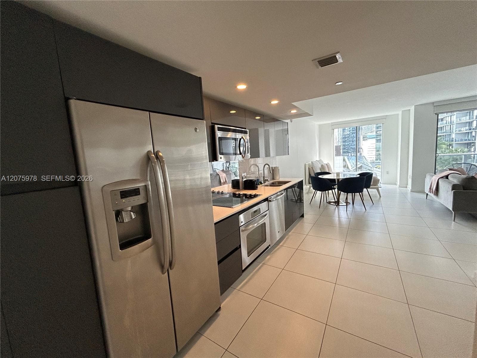 31 SE 6th St # 1703, Miami, FL 33131 photo 3