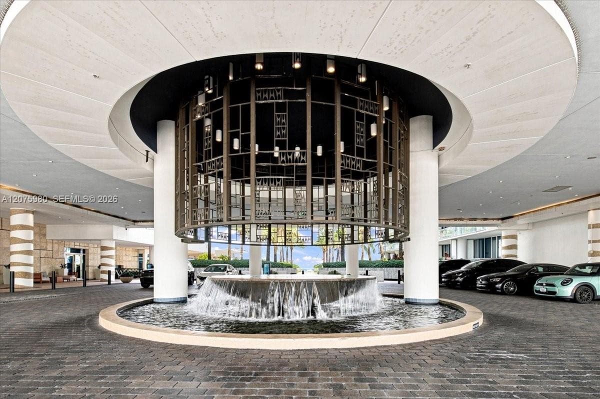 6799 Collins Ave # 412, Miami Beach, FL 33141 photo 2