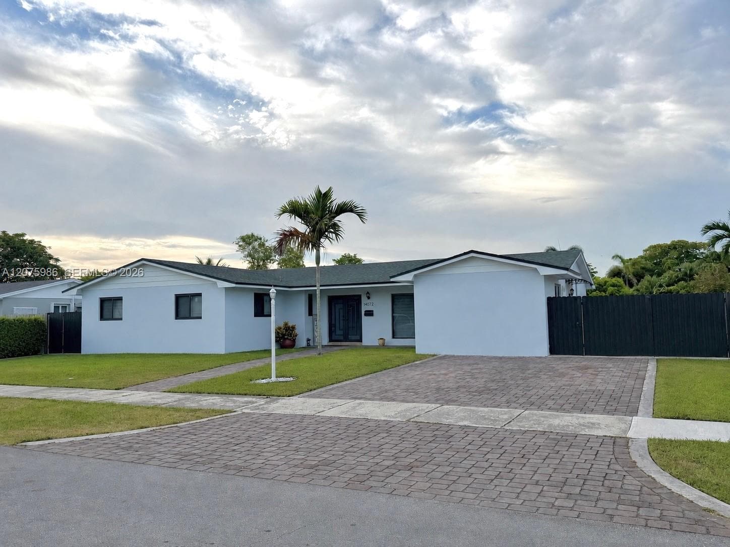 14072 SW 80th St, Miami, FL 33183