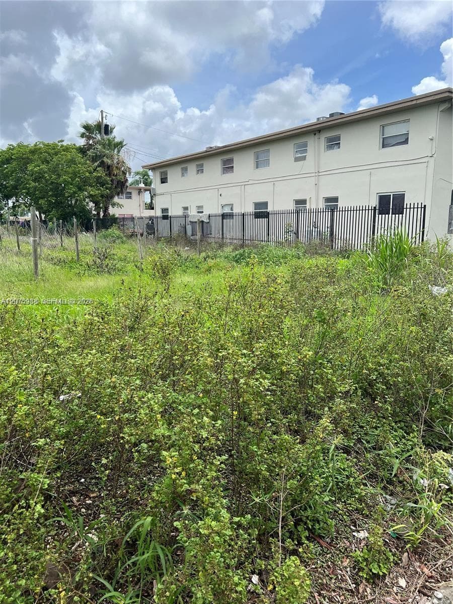 4 st SW 187 ave, Homestead, FL 33030 photo 2