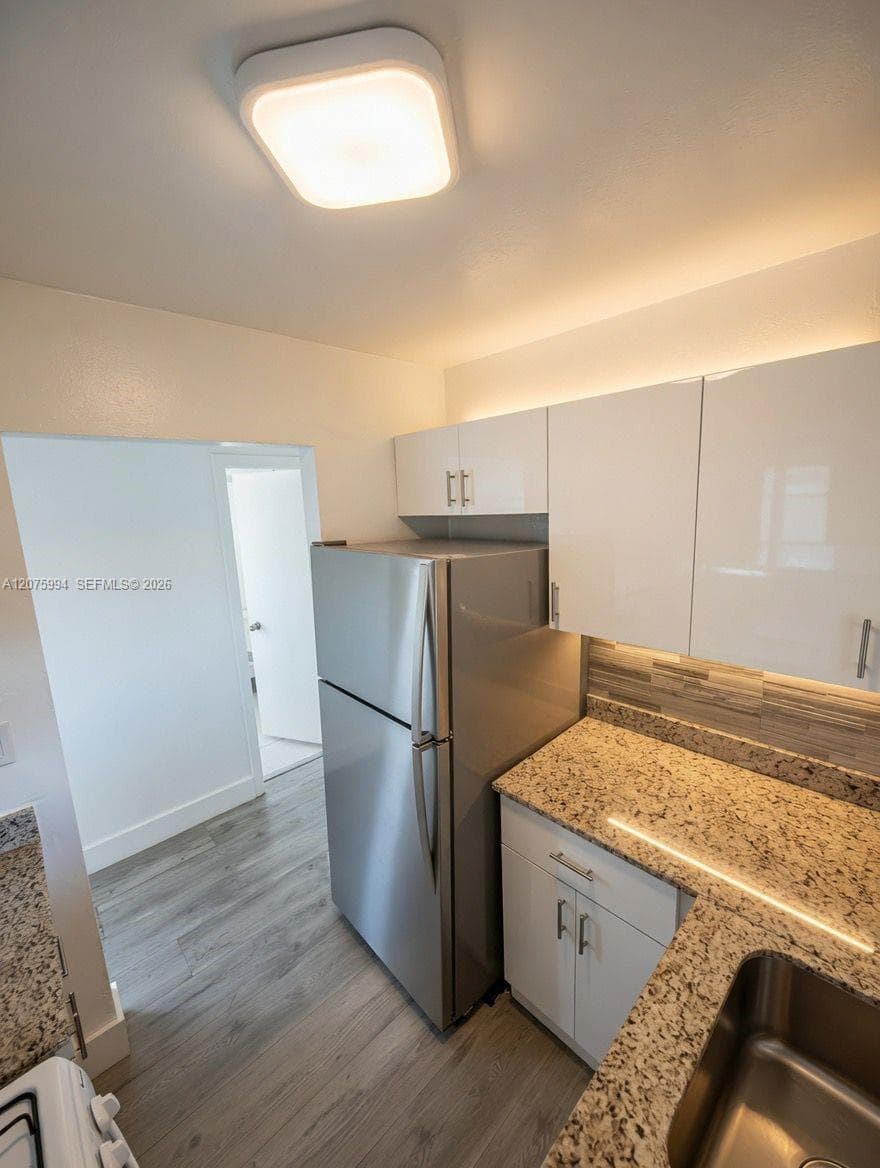 6850 W 14th Ct # B17, Hialeah, FL 33014 photo 3