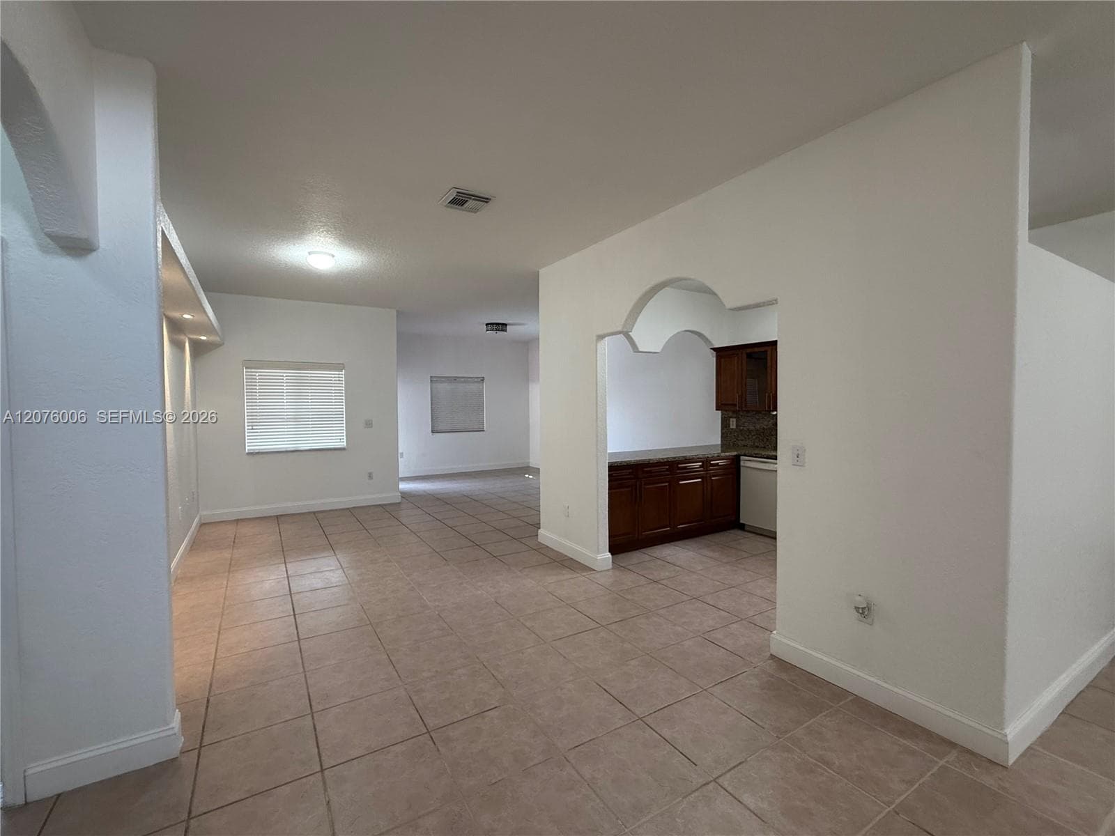 15957 SW 54th Ter, Miami, FL 33185 photo 4