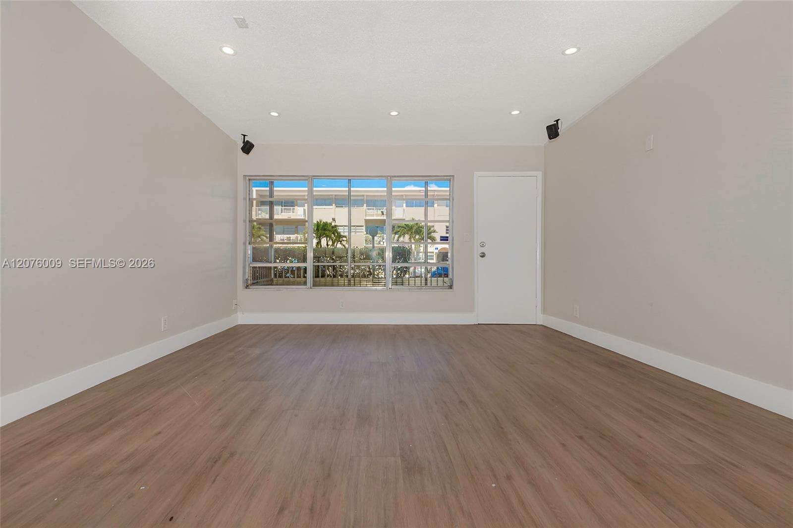 16800 NE 15th Ave # 115, Miami, FL 33162 photo 3