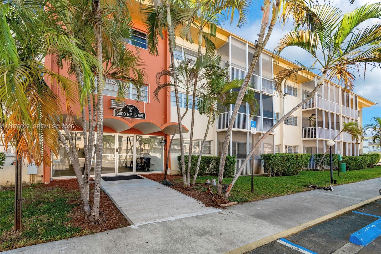 16800 NE 15th Ave # 115, Miami, FL 33162