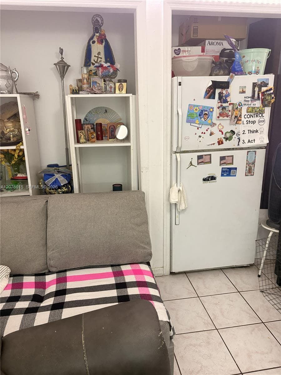 12820 NW 104th Ave, Hialeah Gardens, FL 33018 photo 2