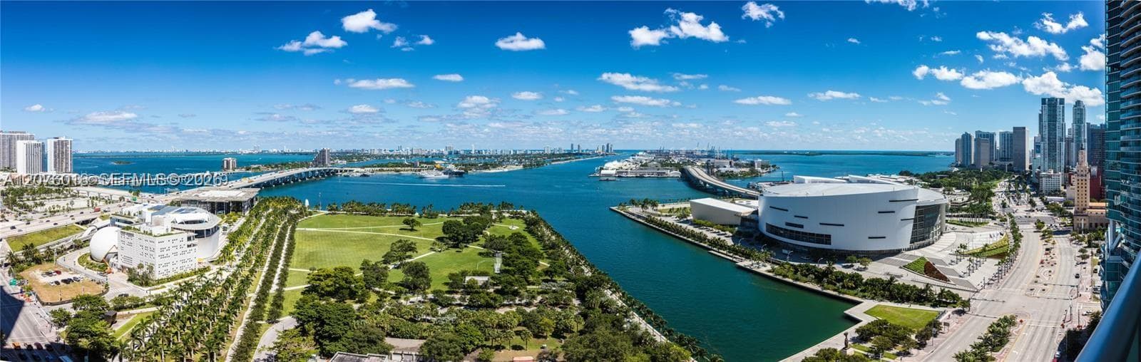 900 Biscayne Blvd # 2604, Miami, FL 33132 photo 2