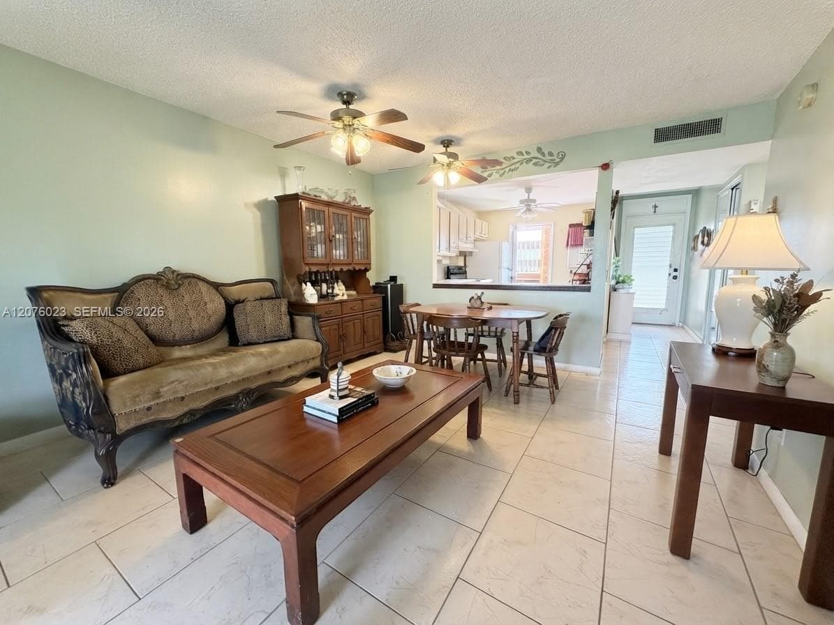 2951 NW 46th Ave # 109, Lauderdale Lakes, FL 33313 photo 4